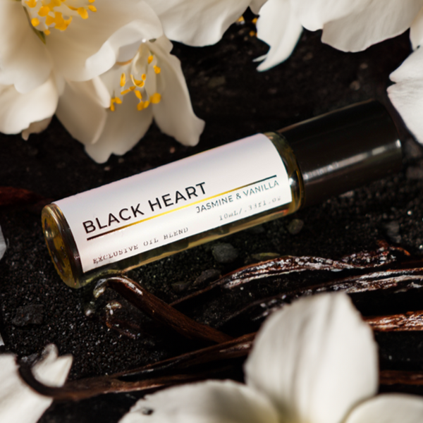 black heart perfume oil with vanilla and jasmine flowers